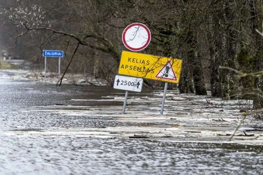 „Esame pamiršę, kokia tai viską griaunanti jėga“: iš mokslininkų – įspėjimas Lietuvai