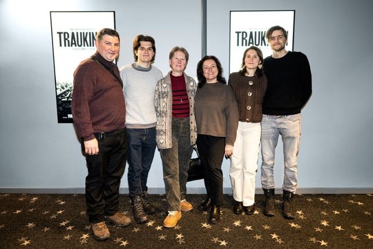 Apdovanojimais įvertintą filmą „Traukiniai“ į kino teatrus palydėjo muzikos ir kino meistrai