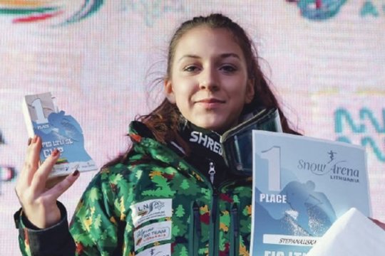 Į žaidynes sparnus keliančios N. Stepanauskaitės mama didžiuojasi: „Man ji – „Geležinė ledi“