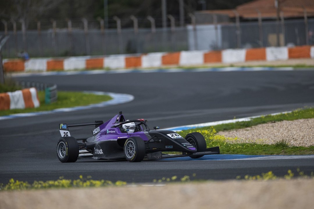 Lietuvis M. Šilkūnas ruošiasi debiutui „Formula 4“ lenktynėse