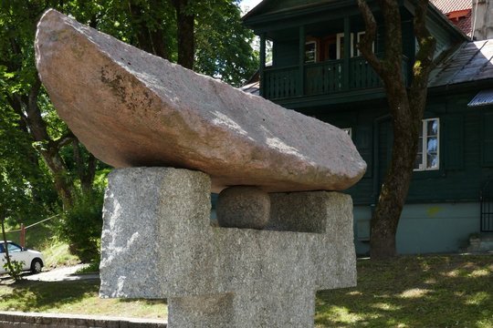 Sausio 26-ąją Vilniuje – Tarptautinės Holokausto aukų atminimo dienos minėjimas ir koncertas „Berjozkele“