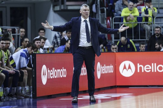 Šaro auklėtiniai supančiojo G. Radzevičių ir „Baskonia“