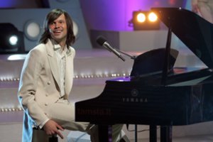 Raigardas Tautkus – apie neeilinę vaikystę: „Augau muzikos dėžėse, studijose ir koncertuose“