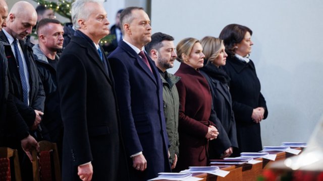 Trijų šalių prezidentai ir svečiai dalyvavo Šv. Mišiose Vilniaus arkikatedroje bazilikoje
