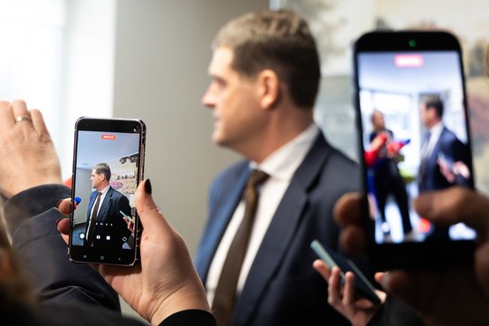 V. Čmilytė-Nielsen: nuo įžeidinėjimų iki fizinio poveikio – reakcijos verta riba