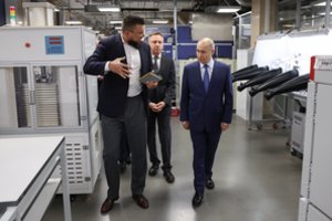 Įspūdingas tyrimas atskleidė slaptą Rusijos tinklą: kaip atsigabena sankcionuotas prekes