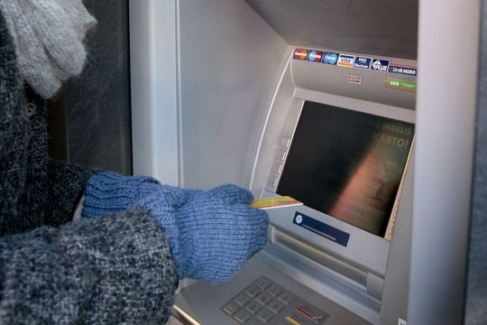 Vienas bankų įspėja: keletą dienų galimi įvairūs sutrikimai