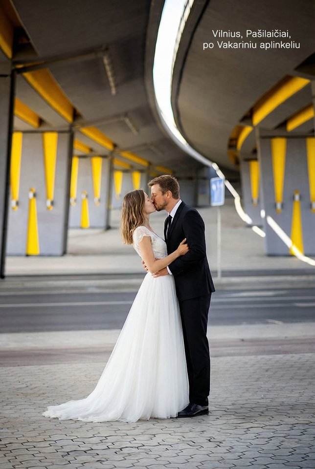 Vestuvių fotografas Adas Vasiliauskas pabandė dirbtiniu intelektu sugeneruoti vestuvių nuotraukas.<br> Pranešimo žiniasklaidai nuotr.