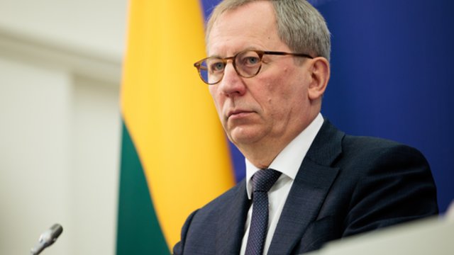 Braziliškus orlaivius žada pirkti, bet ne dabar: iki to laiko koncentruosis į skubesnius poreikius