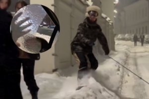 Lijundrai automobilius užklojus ledu – gyventojų pramogos: dalijasi neįtikėtinais vaizdo įrašais 