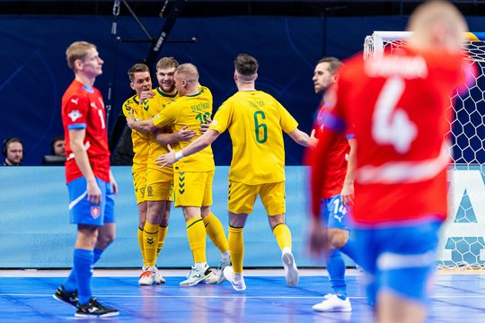 Paskutinė UEFA futsal Europos čempionato grupių etapo diena: Lietuva dar šansą nenuskęsti pirmenybėse