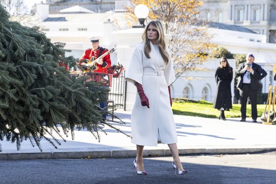 Melania Trump po neramumų Mineapolyje paragino „vienytis“