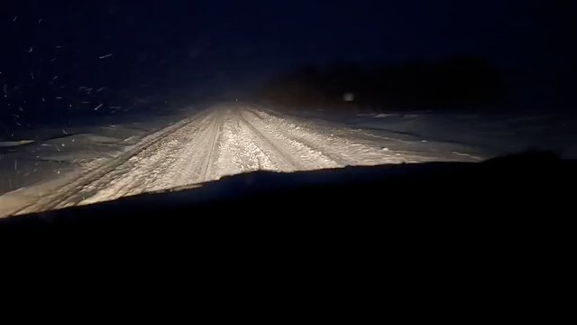 Gyventojai dalijasi pūgos vaizdais: parodė, kokia padėtis kelyje 