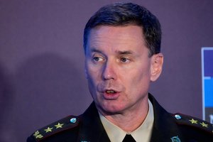 Latvijos kariuomenės vadas: artimiausiais metais Rusija karinės grėsmės NATO kelti neturėtų