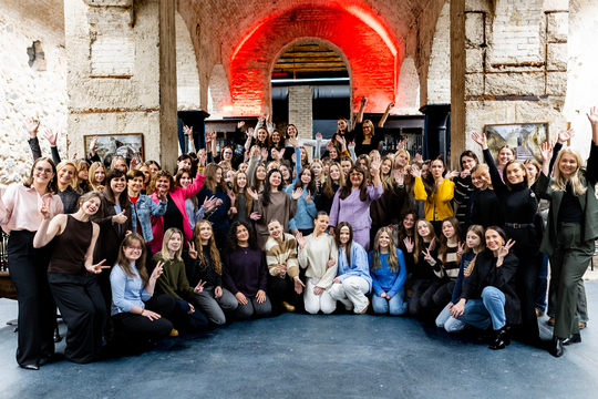 Iš mokyklos suolo – į startuolių pasaulį: Vilniuje startavo „Future Heroes“