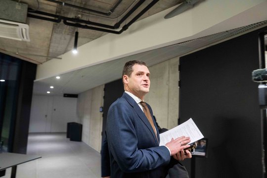 Išgirdęs išgalvotą R. Žemaitaičio statistiką dėl poligono kaunietis uždavė klausimą, po kurio politikas sutriko