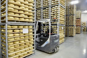 Latvijoje veiklą pradėjo 60 mln. eurų vertės „Vilvi Group“ sūrių gamykla