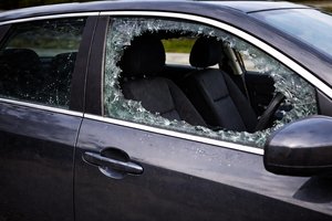 Vilniuje sulaikytas įtariamasis dėl sisteminių vagysčių iš automobilių