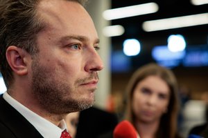 Susisiekimo ministras apie oro erdvės trikdžius: anksčiau VNO veikla būtų buvusi sustabdyta visai nakčiai