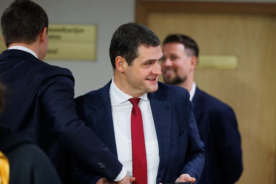 Seimo etikos sargai pradėjo keturis tyrimus dėl R. Žemaitaičio elgesio