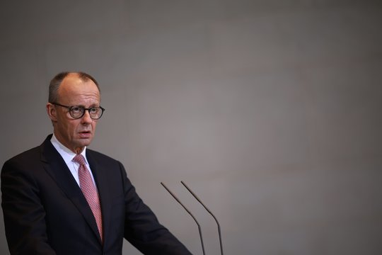 F. Merzas ragina geriau apsaugoti Vokietijos ypatingos svarbos infrastruktūrą