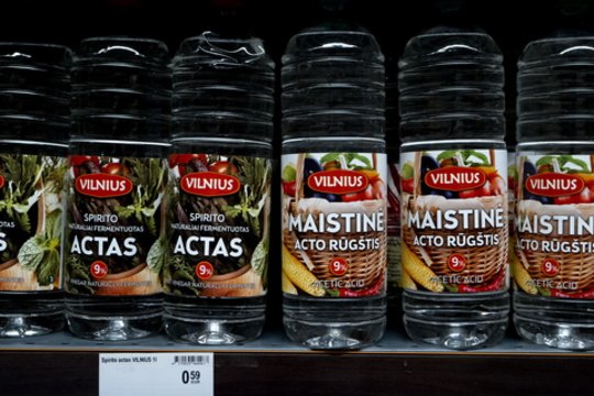 Patyrę vairuotojai automobilyje laiko actą: primygtinai pataria pasigaminti specialų tirpalą