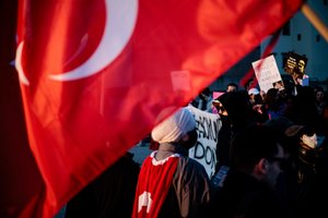 Turkija planuoja sustiprinti sienų apsaugą, jei JAV užpultų Iraną