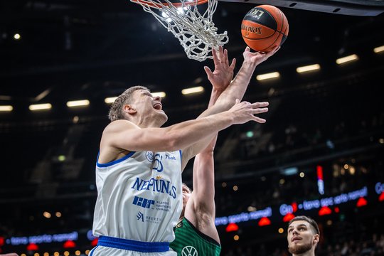 E. Mockevičius karjeros pratęsimui vėl pasirinko egzotinę valstybę