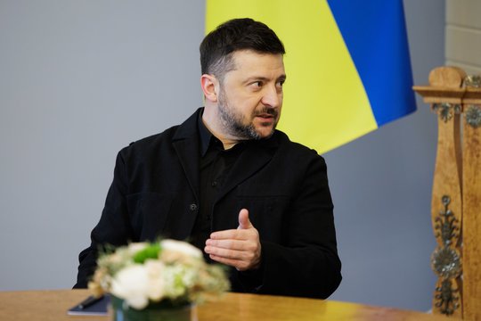 V. Zelenskis atsakė griežtai: pasiūlė V. Putinui atvykti į Kyjivą