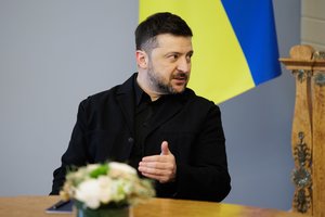 V. Zelenskis atsakė griežtai: pasiūlė V. Putinui atvykti į Kyjivą