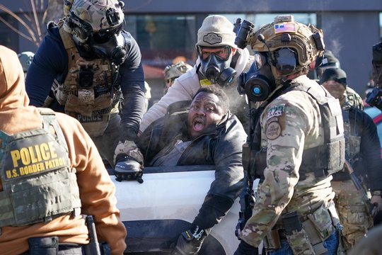 Kraupi amerikiečio žmogžudystė miestą pavertė mūšio lauku: vadina lūžio tašku