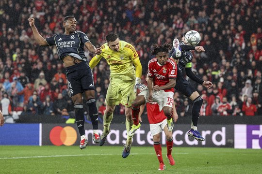 Paaiškėjo Čempionų lygos šešioliktfinalio poros – laukia „Benfica“ ir „Real“ akistatos pakartojimas