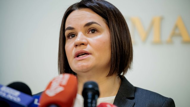 Nesureikšmina S. Cichanouskajos išsikėlimo į Lenkiją: nei laimėjimas, nei praradimas