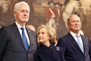 Billas ir Hillary Clintonai – J. Epsteino skandalo centre: paaiškėjo naujos detalės