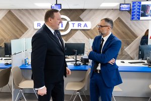 Vilniuje atidarytas naujas „Regitros“ padalinys: tikimasi sumažinti eiles