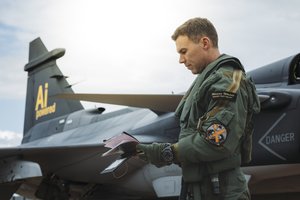 Branduolinių šachmatų įkarštyje – skandinavų žingsnis: prabilo apie  savo „Toro kūjį“