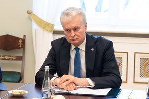 G. Nausėda apie baltarusiškų trąšų tranzito atnaujinimą: kol išliks priežastys – išliks sankcijos