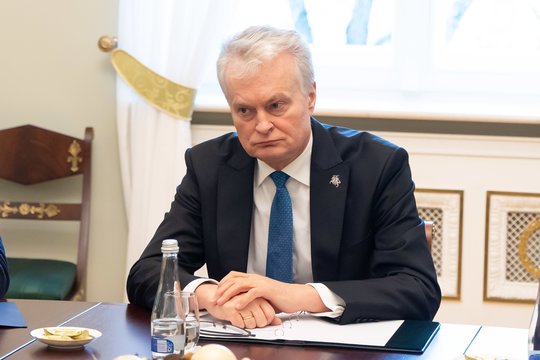 G. Nausėda apie baltarusiškų trąšų tranzito atnaujinimą: kol išliks priežastys – išliks sankcijos