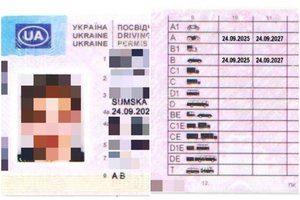 Pasvalio rajone pasieniečiams įkliuvo netikrą vairuotojo pažymėjimą pateikęs ukrainietis