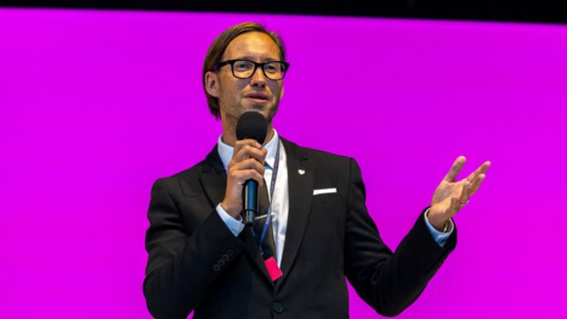 Netiki V. Petreikio pasiteisinimais dėl pasaulį drebinančio J. Epsteino skandalo: tai liudija vieną