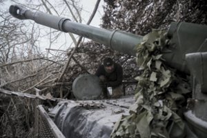 URM surinko kone 14 tūkst. eurų paramos: žada Ukrainai perduoti bent 28 elektros generatorių komplektus