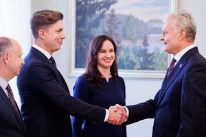 „Kyla klaustukų dėl šitos koalicijos likimo“: ar socialdemokratai išgirs prezidento raginimus?