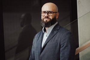 Dainius Genys. Epsteino byla: tarp nuopuolio apologetikos ir moralinio skurdo