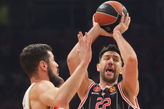 „Užmigęs“ ir 7 minutes ketvirtame kėlinyje nė taško nepelnęs „Hapoel“ buvo aptalžytas Belgrade