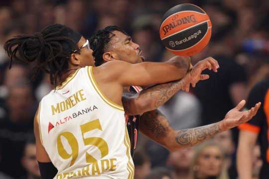 „Užmigęs“ ir 7 minutes ketvirtame kėlinyje nė taško nepelnęs „Hapoel“ buvo aptalžytas Belgrade