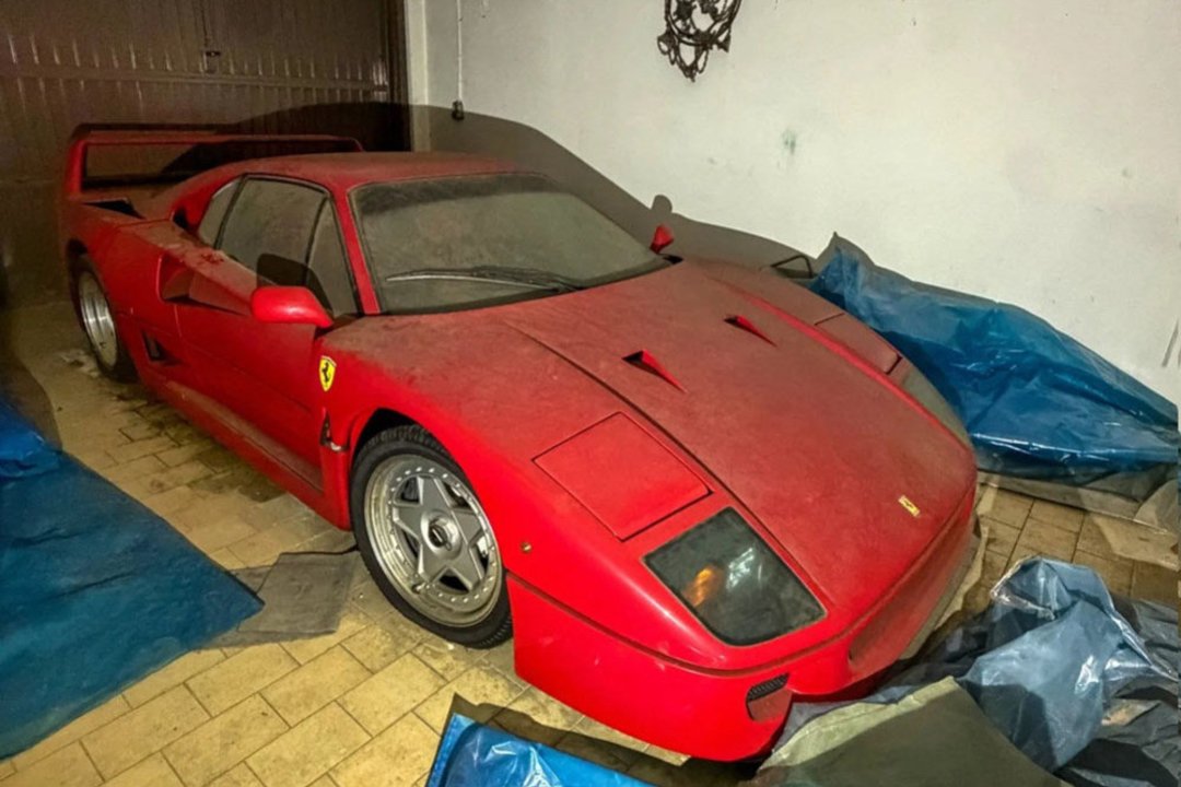 Italijoje aptiko tikrą lobį – kultinis modelis 35 metus stovėjo garaže