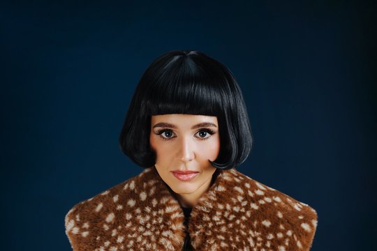 Populiarios televizijos laidos metu – netikėtumas: žinomos grupės narys pabučiavo Moniką Liu