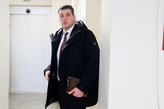 Dėl susitikime su R. Žemaitaičiu protestavusių mokinių – Prienų „Žiburio“ gimnazijos vadovės atsakas