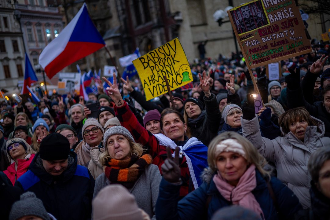 Čekijos politikos padangėje – rimtas konfliktas: priminė „Krikštatėvio“ filmą