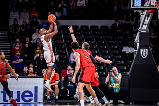 Po pertraukos 16 tritaškių nepataikęs „Rytas“ Čempionų lygoje tapo „Sarthe Basket“ auka